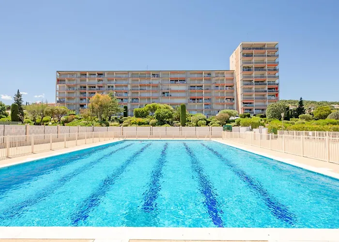 Les Coteaux Du Preconil-6 By Interhome *