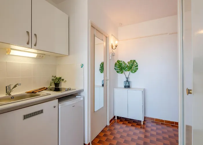 Les Coteaux Du Preconil-6 By Interhome *