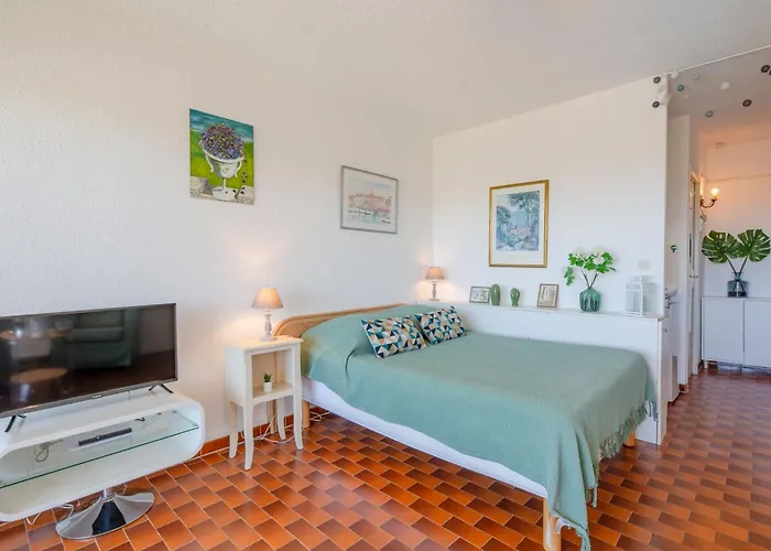 Les Coteaux Du Preconil-6 By Interhome * Сент-Максим