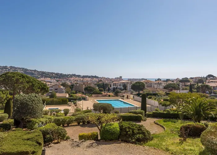 Les Coteaux Du Preconil-6 By Interhome