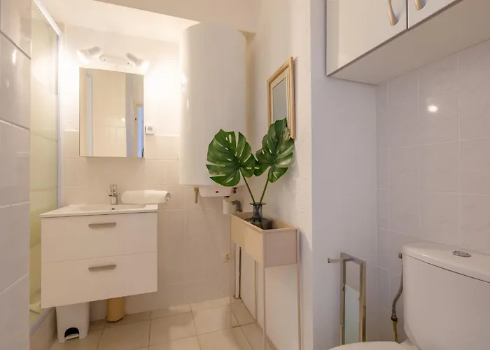 Апартаменты Les Coteaux Du Preconil-6 By Interhome *